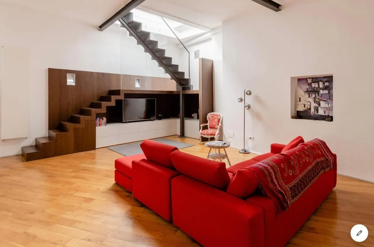 Bijoux Luxury Apartment In Old Town Bari Italy